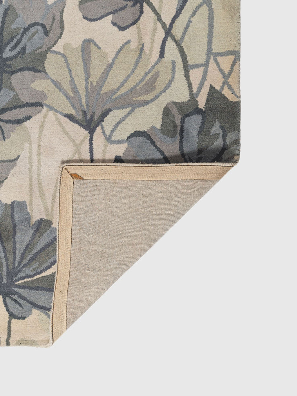 Chautara Wool Tufted Carpet Contrast Living