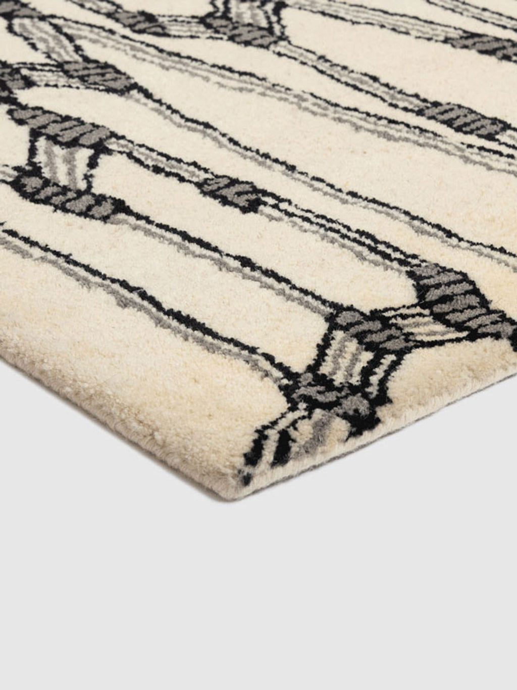Musikot Wool Tufted Carpet Contrast Living