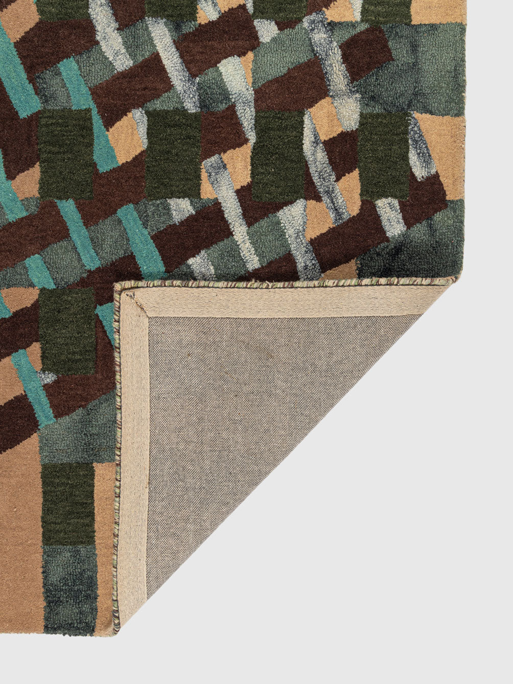 Majiari Wool Tufted Carpet Contrast Living