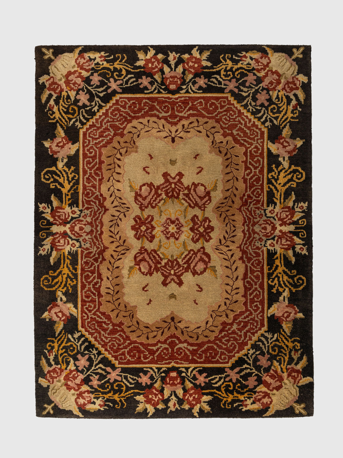Narlai Wool Tufted Carpet Contrast Living