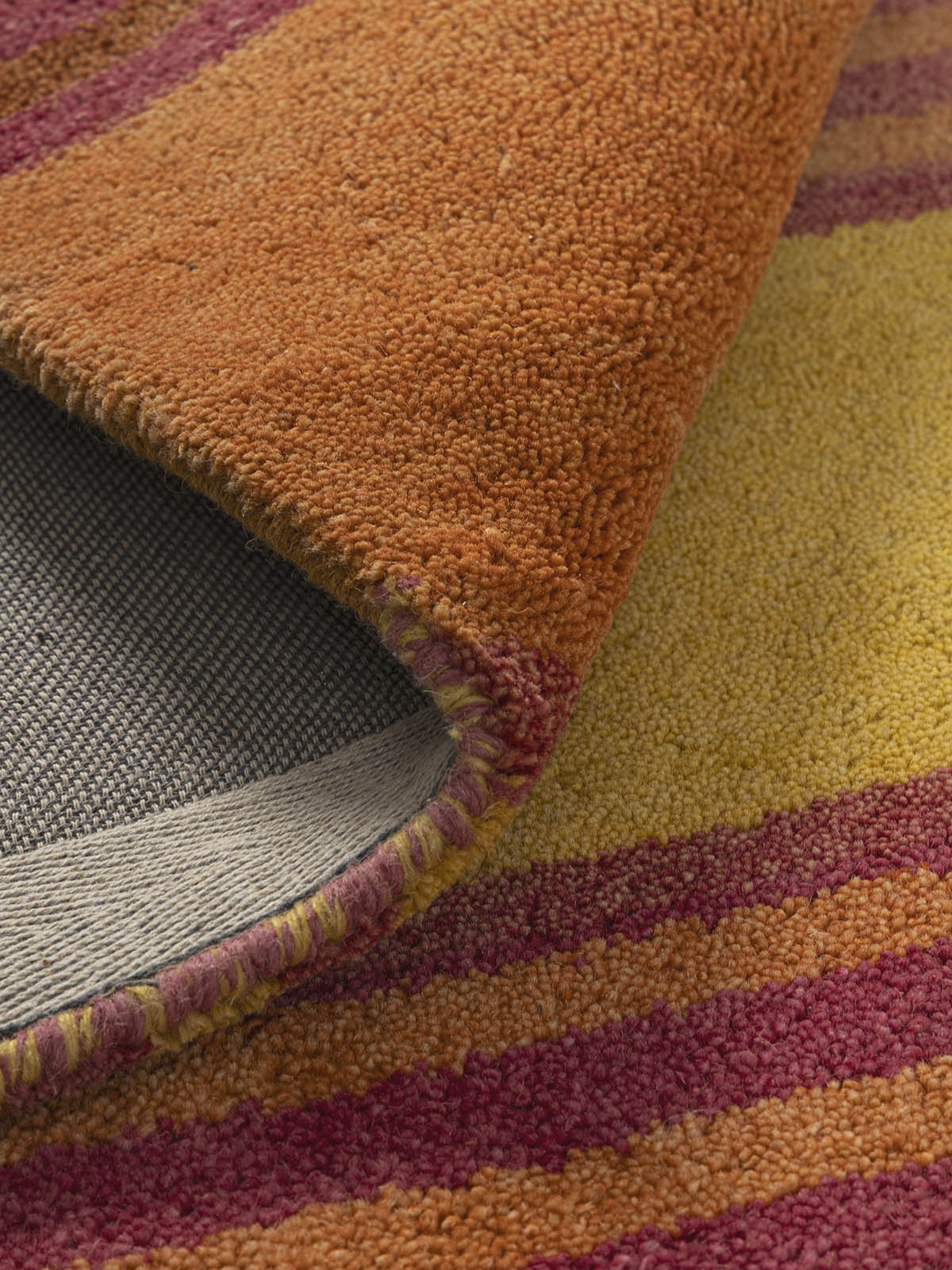 Lehar Wool Tufted Rug Contrast Living