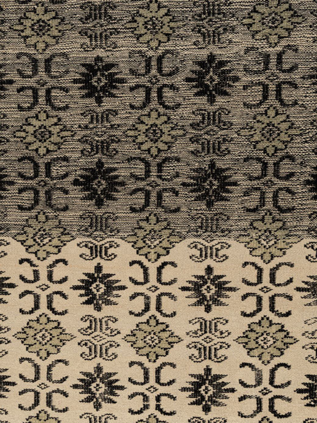 Rainas Wool Knotted Carpet Contrast Living