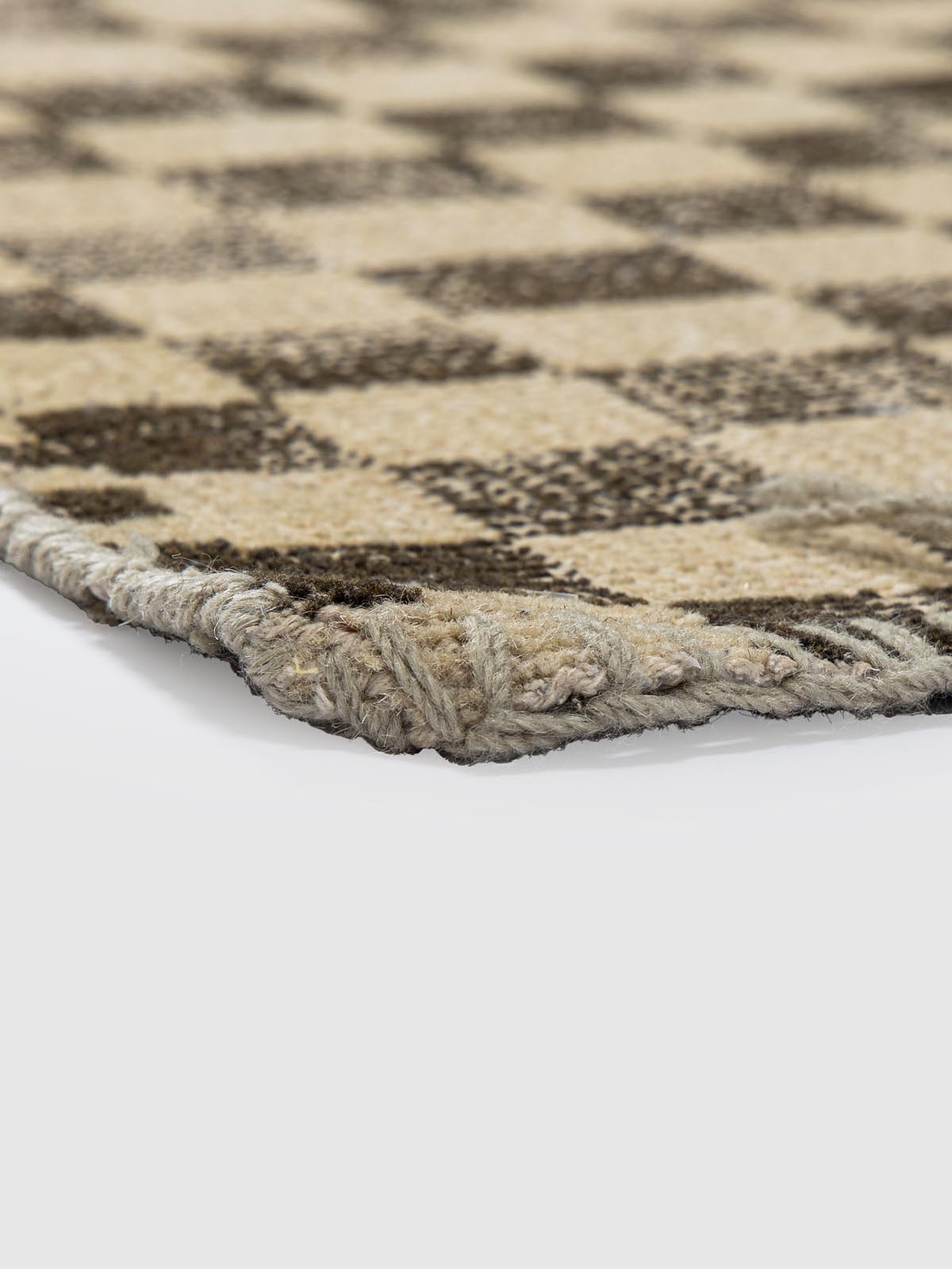 Verve Wool Knotted Carpet Contrast Living