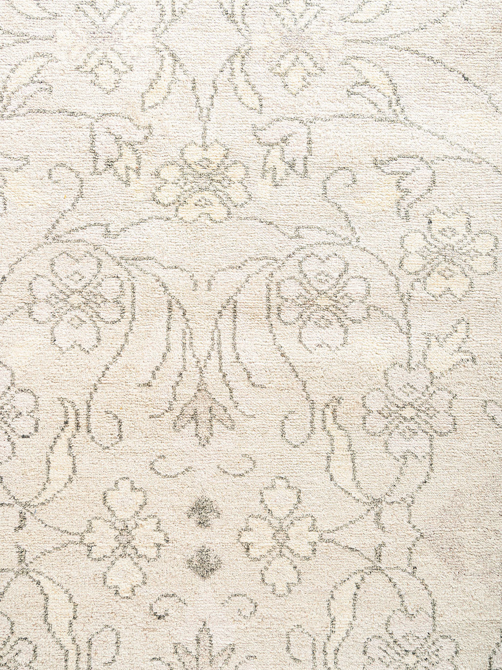 Trakar Viscose Hand Knotted Carpet Contrast Living