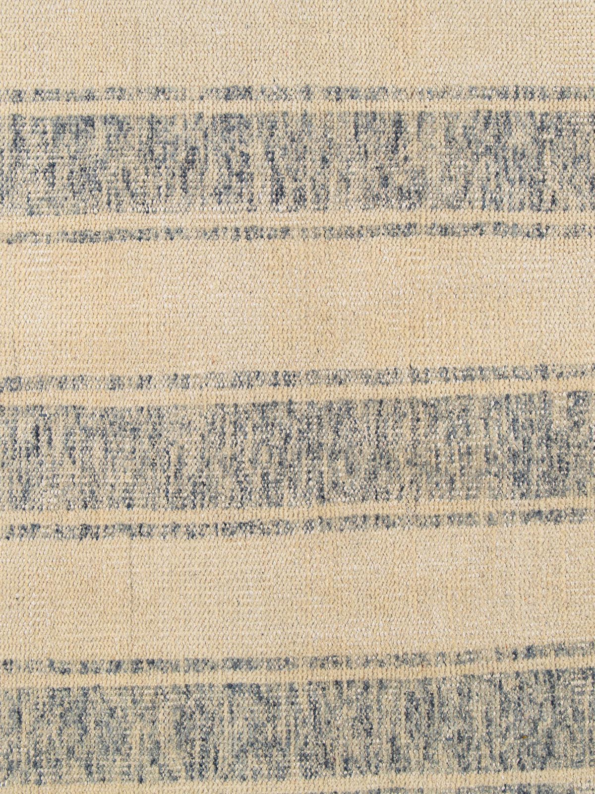 Moavo Wool Knotted Carpet Contrast Living