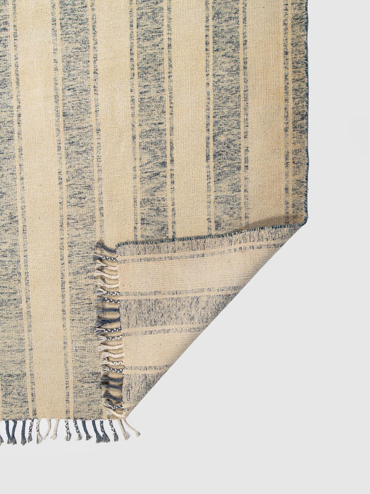 Moavo Wool Knotted Carpet Contrast Living