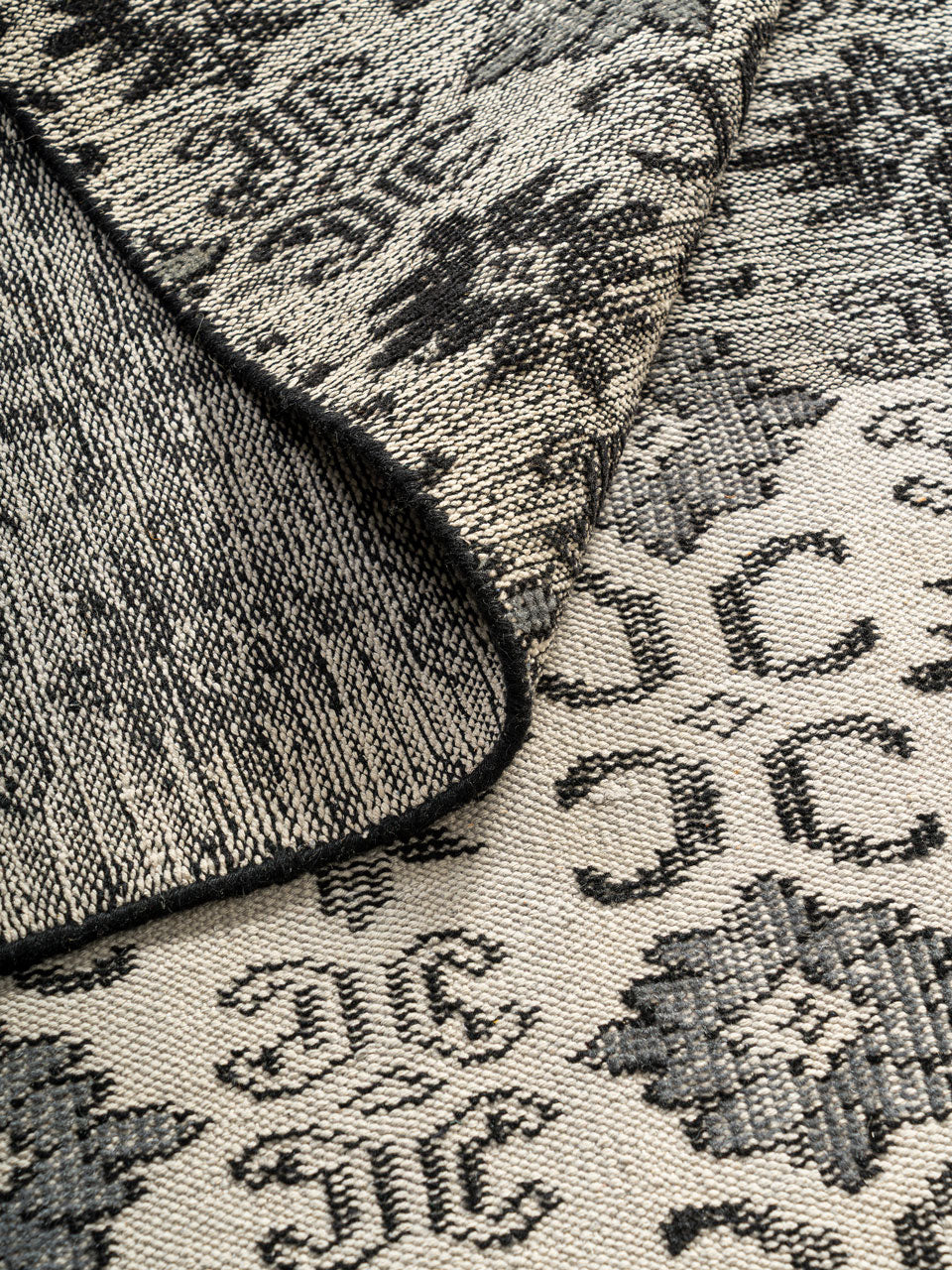 Zincha Wool Hand Knotted Carpet Contrast Living