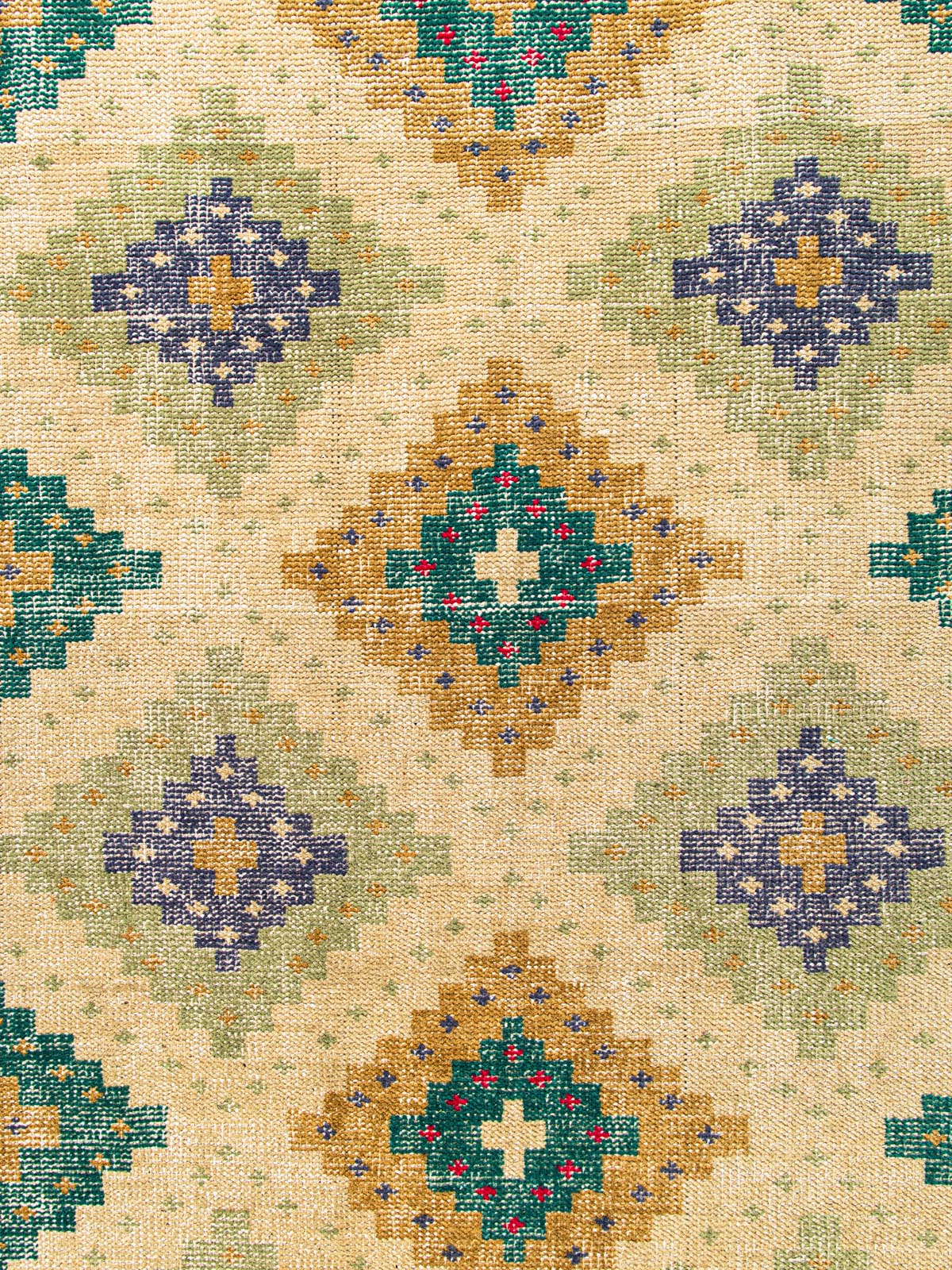 Sencia Wool Knotted Carpet Contrast Living