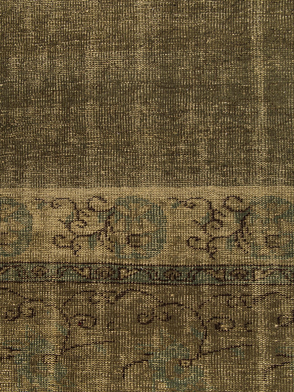 Ruetique Wool Knotted Carpet Contrast Living