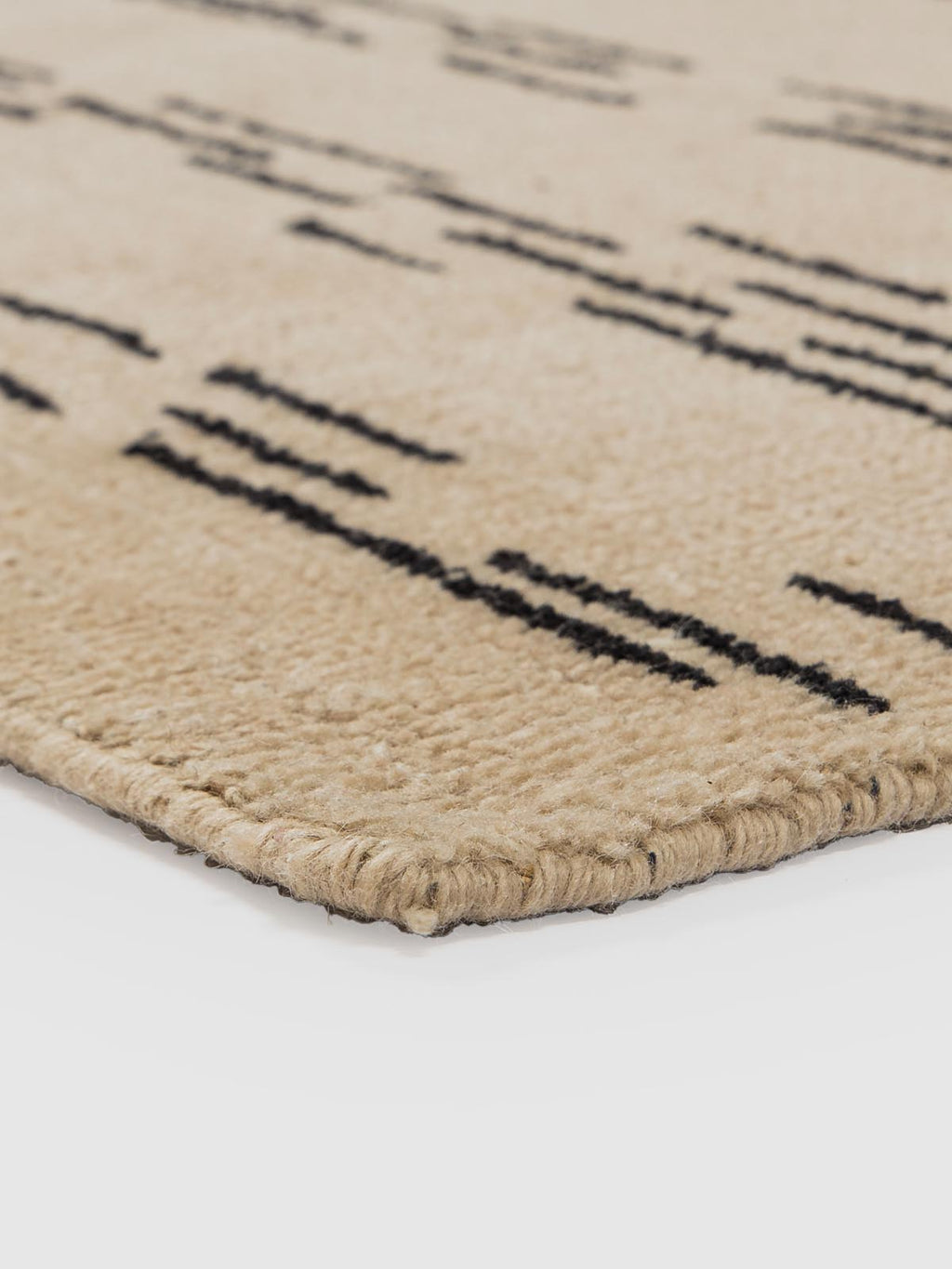 Imrama Wool Knotted Carpet Contrast Living