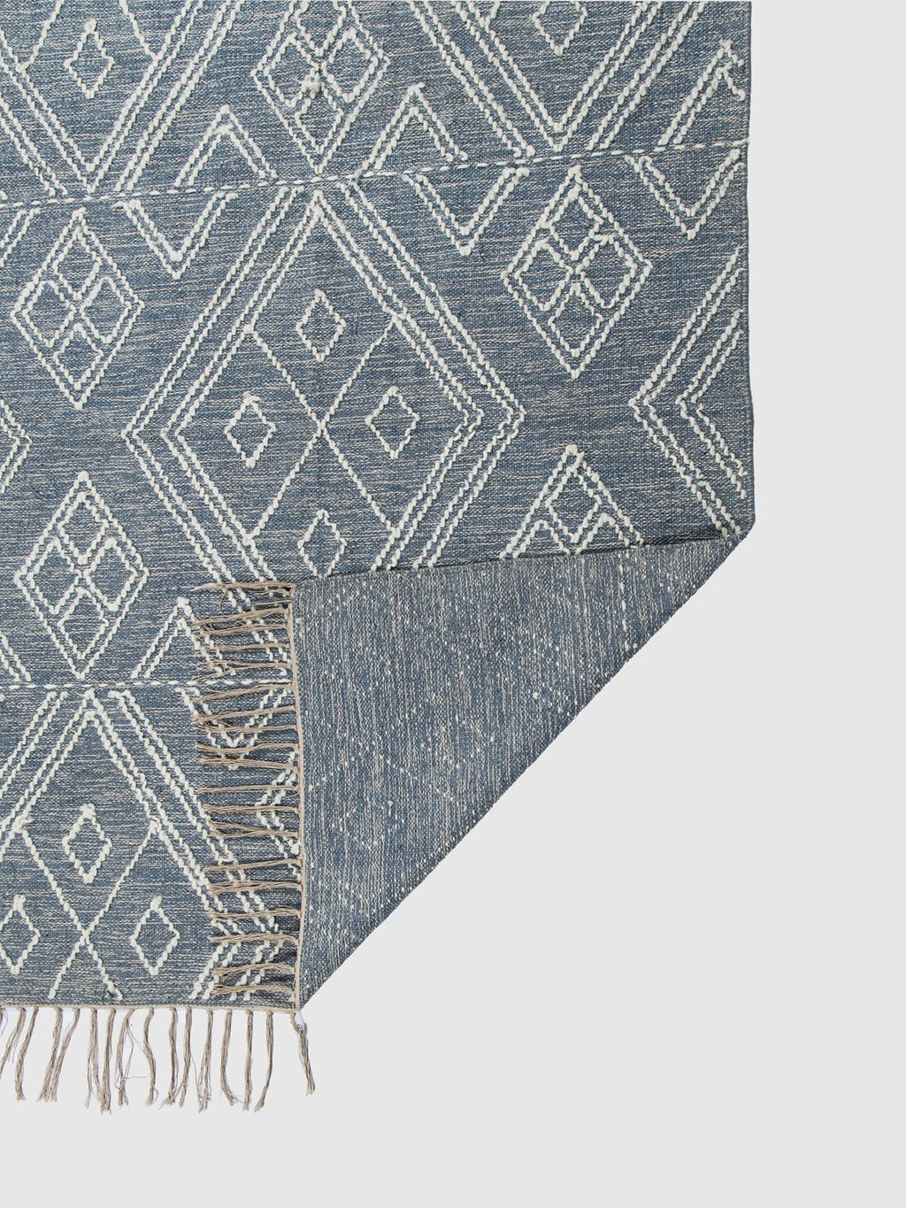 Maeri Wool Rug Contrast Living