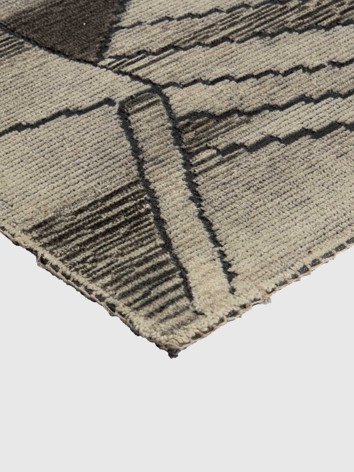 Hibachi Wool Carpet Contrast Living