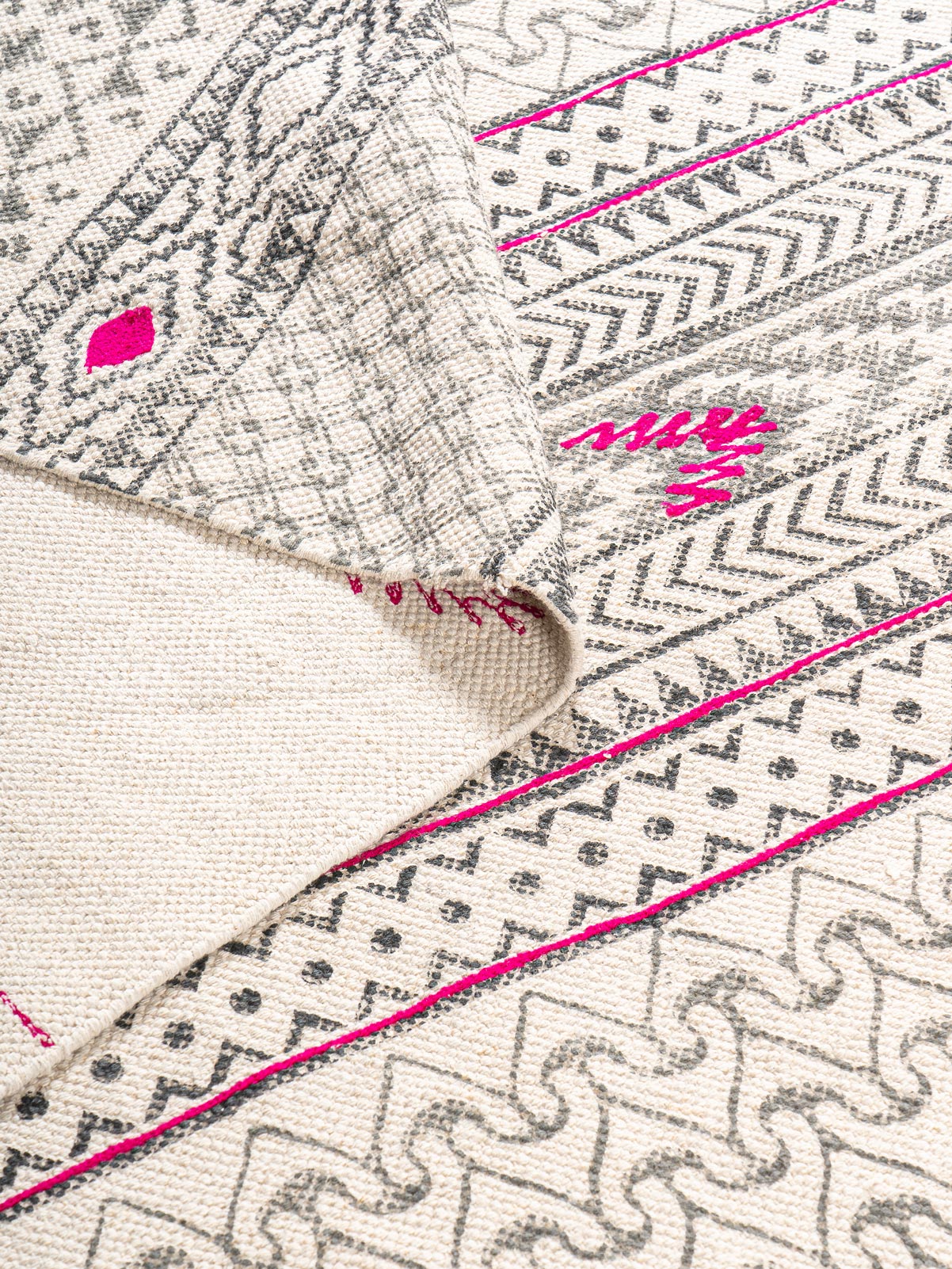 Fuchsia Trail Printed Rug Contrast Living