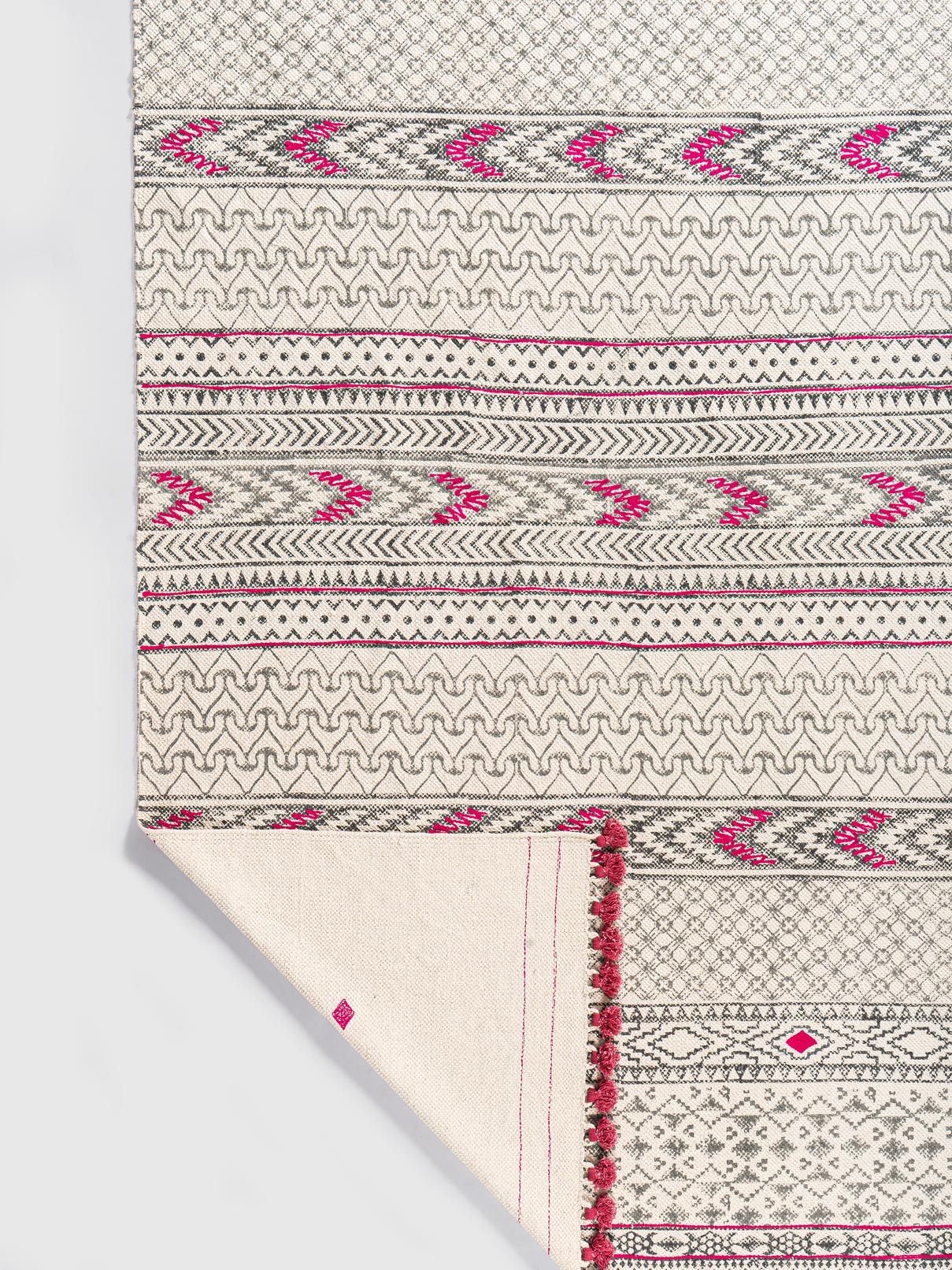 Fuchsia Trail Printed Rug Contrast Living