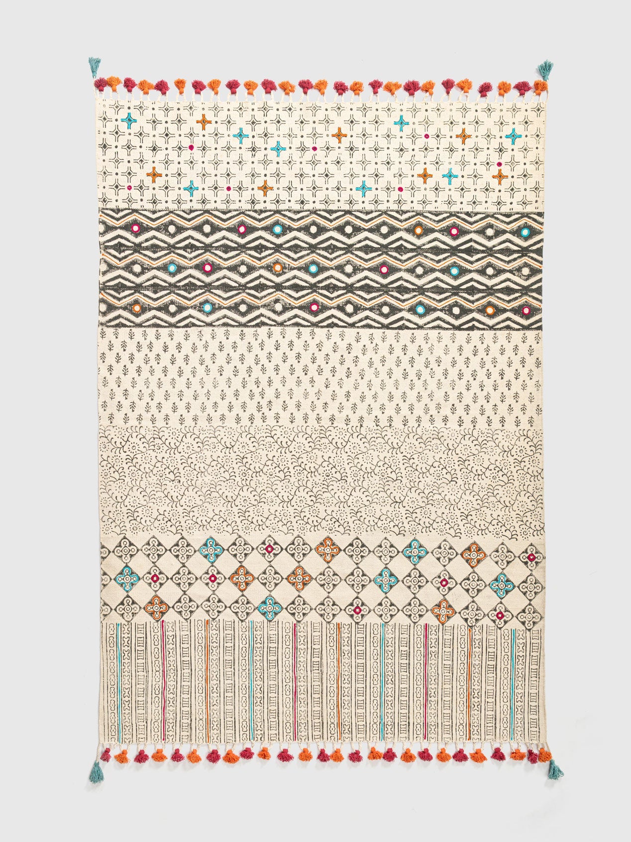Tabchen Cotton Printed Rug Contrast Living