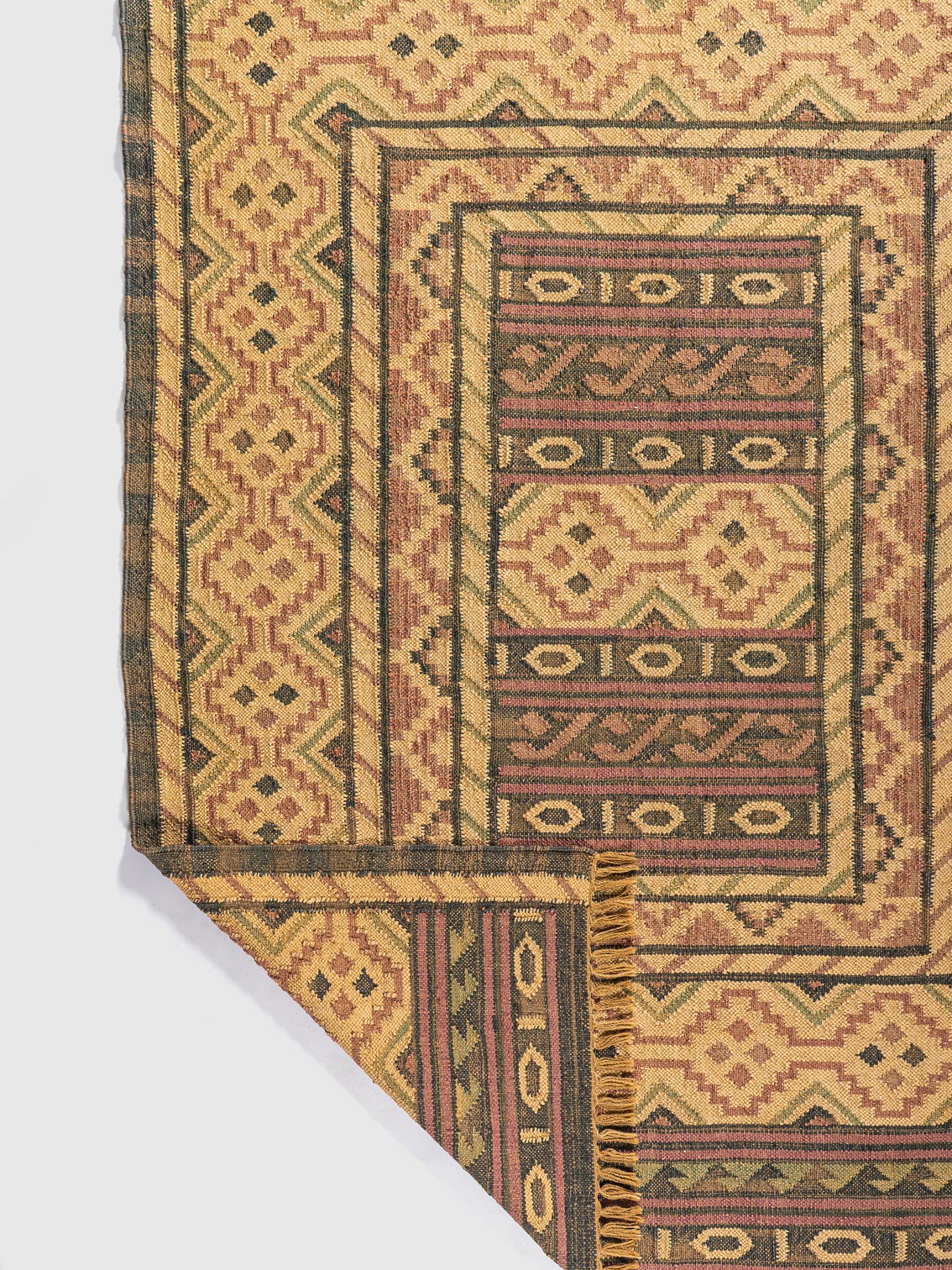 Tarragon Trace Jute Killim Rug Contrast Living