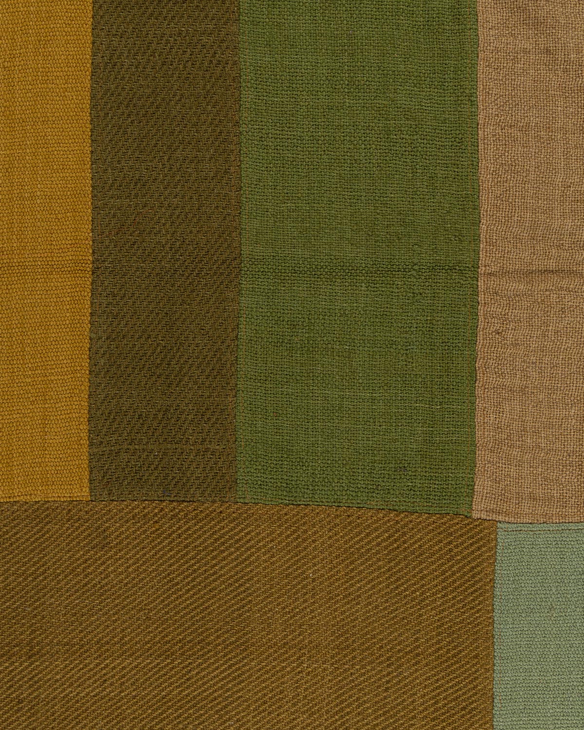 Bulting Wool Patch Rug Contrast Living