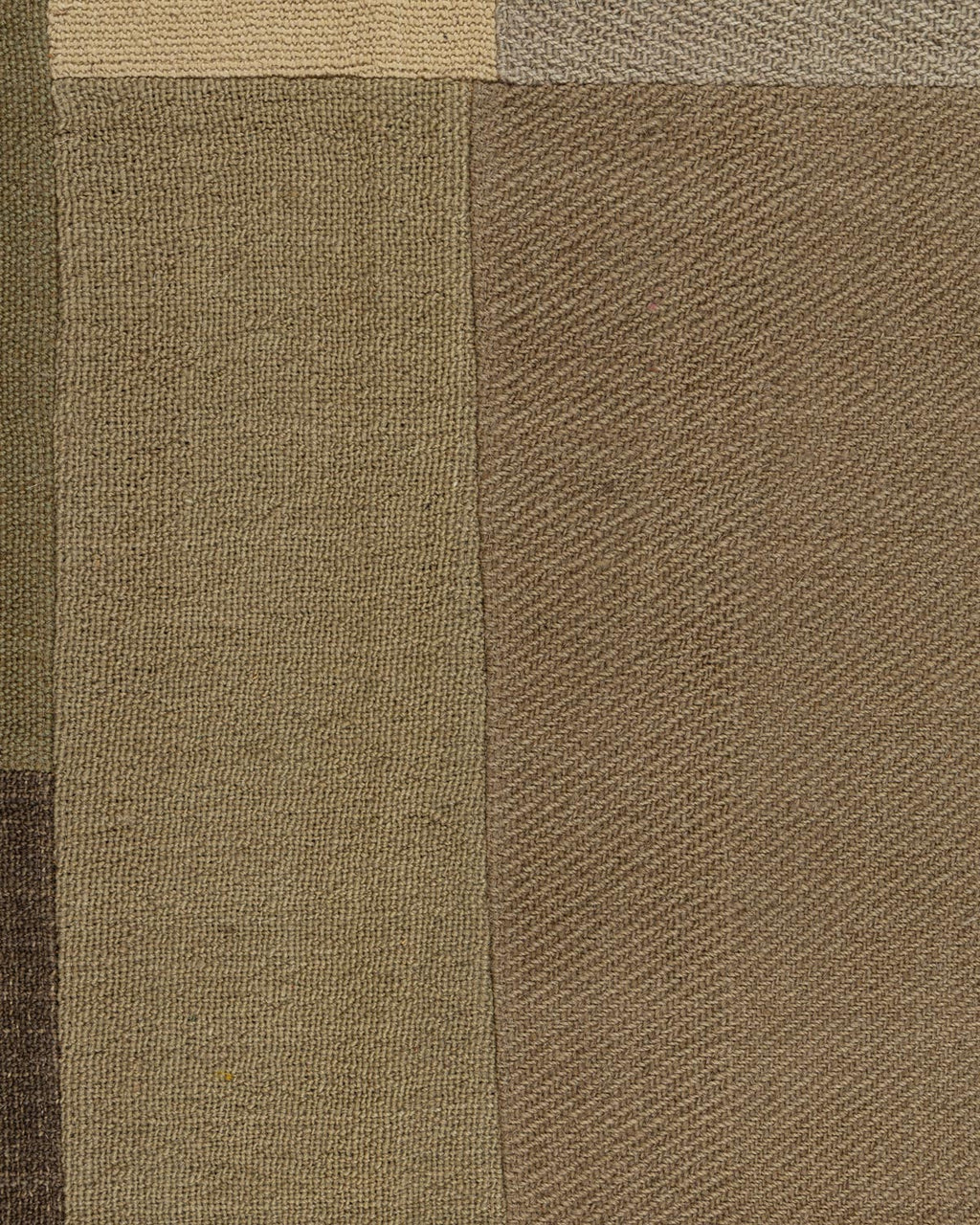Tarutse Wool Patch Rug Contrast Living