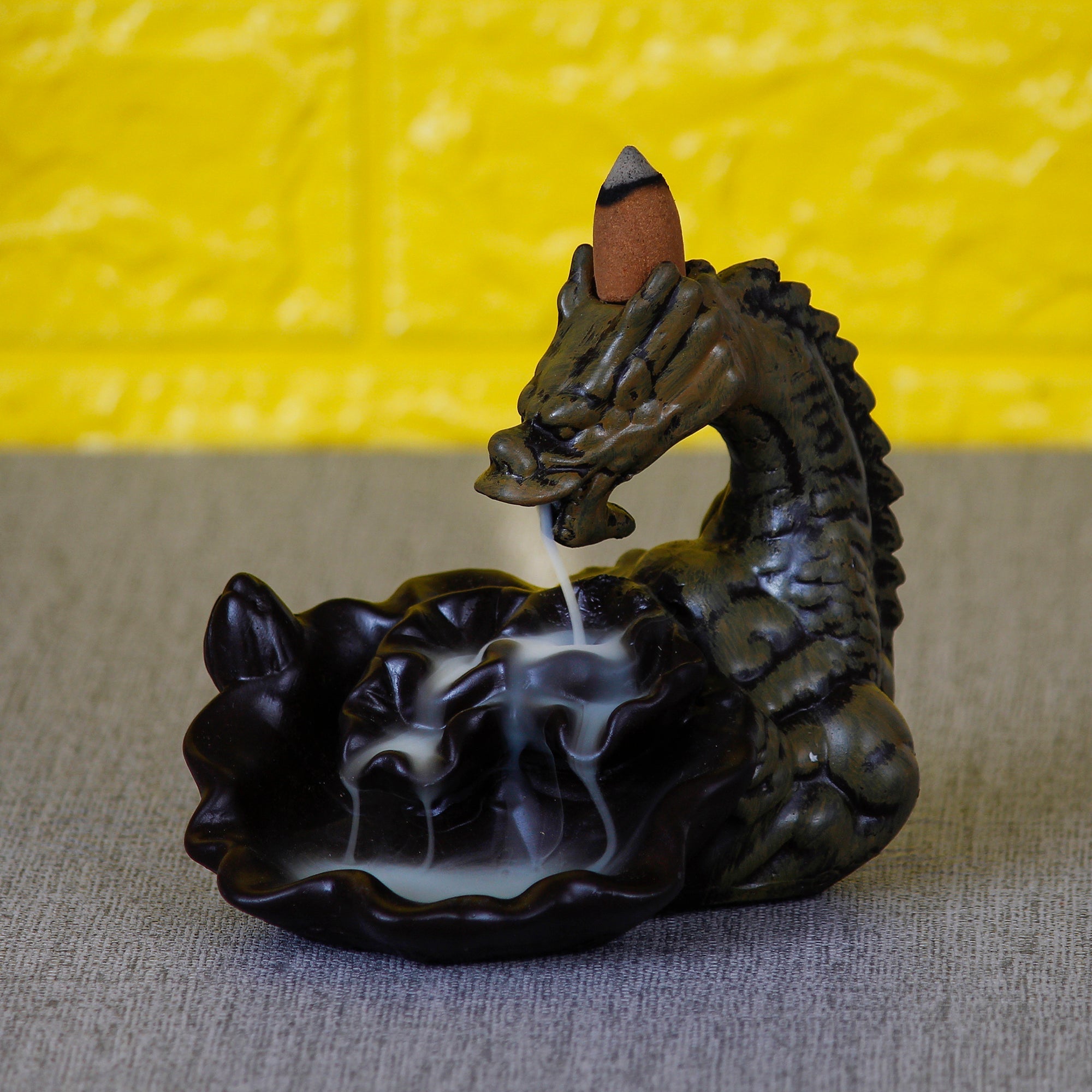 Dragon Smoke Backflow Cone Incense Holder Decorative Showpiece Kafalo