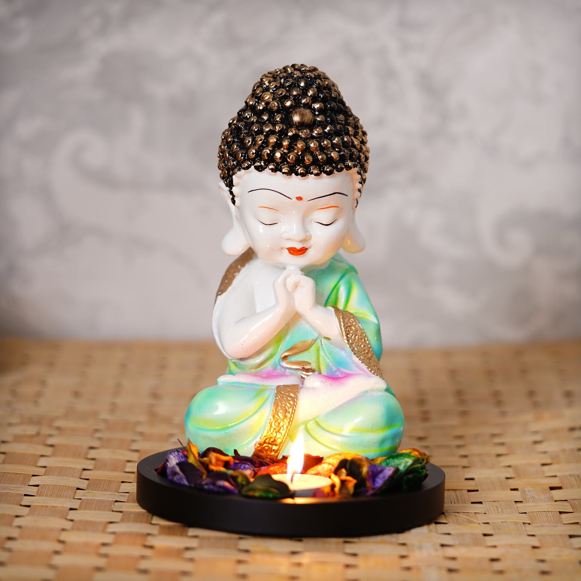 Polyresin Green and White Praying Monk Buddha Statue with Wooden Base, Fragranced Petals and Tealight Kafalo
