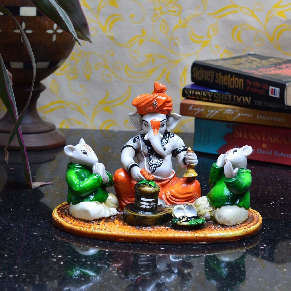 Lord Ganesha Idol Performing Shiva Pooja with 2 Rats (Green and Orange) Kafalo