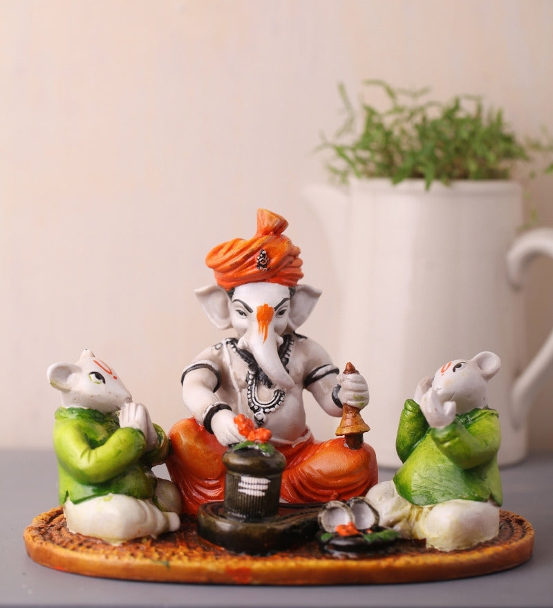 Lord Ganesha Idol Performing Shiva Pooja with 2 Rats (Green and Orange) Kafalo