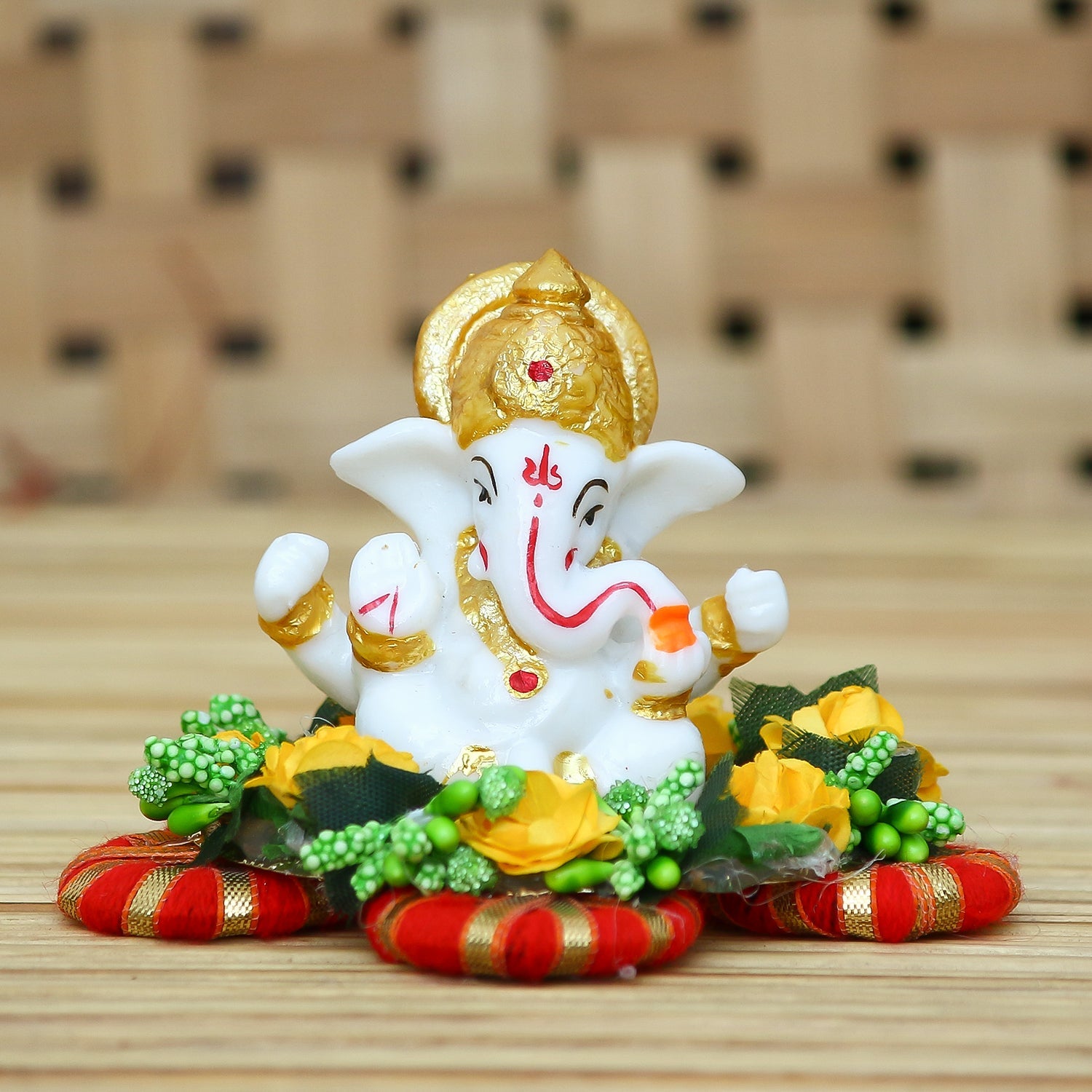 Lord Ganesha Idol On Decorative Handicrafted Plate For Home And Car Dashboard Kafalo