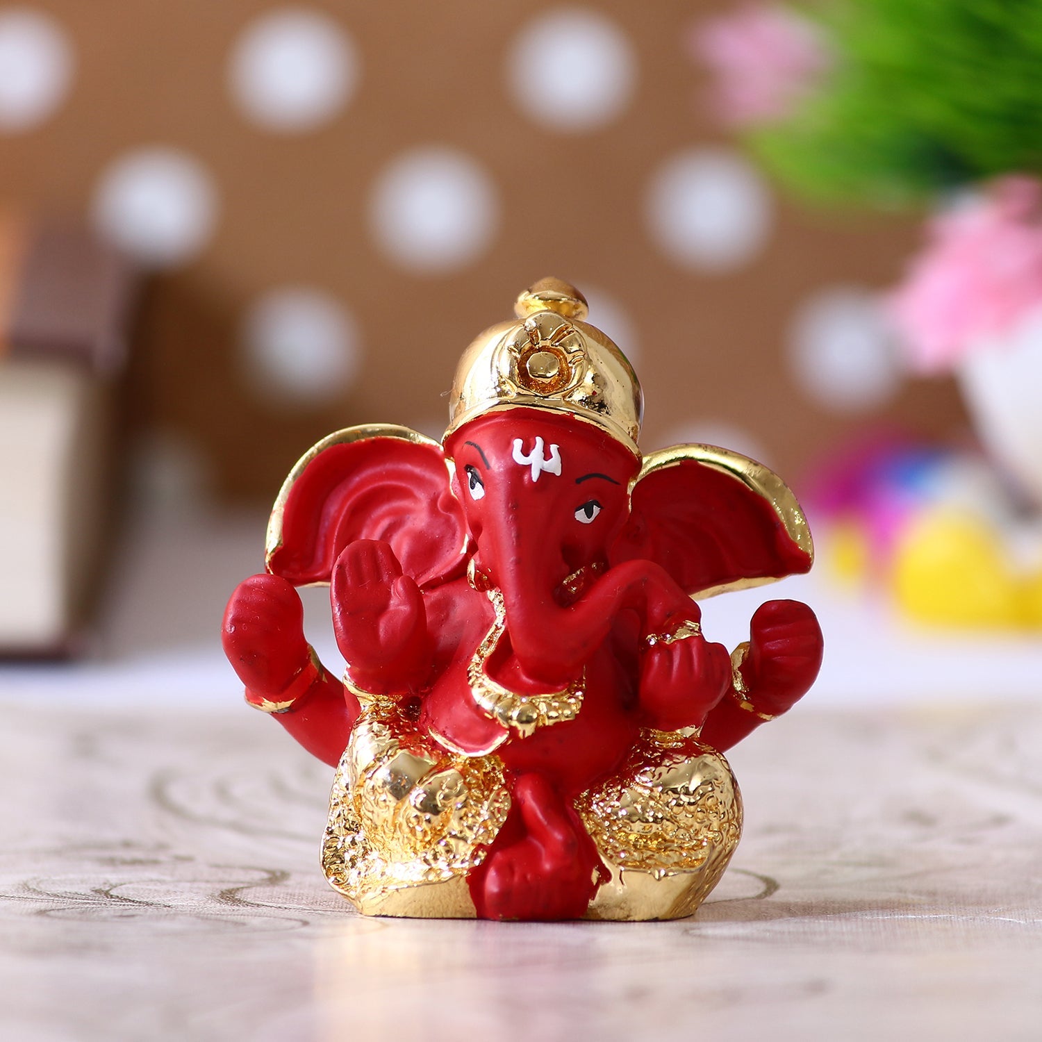 Gold Plated Red Polyresin Ganesha Idol for Home, Temple, Office and Car Dashboard Kafalo