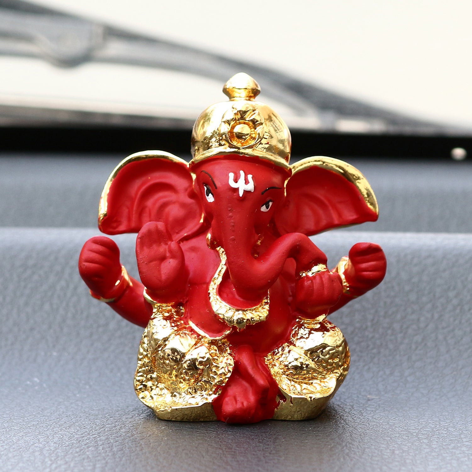 Gold Plated Red Polyresin Ganesha Idol for Home, Temple, Office and Car Dashboard Kafalo