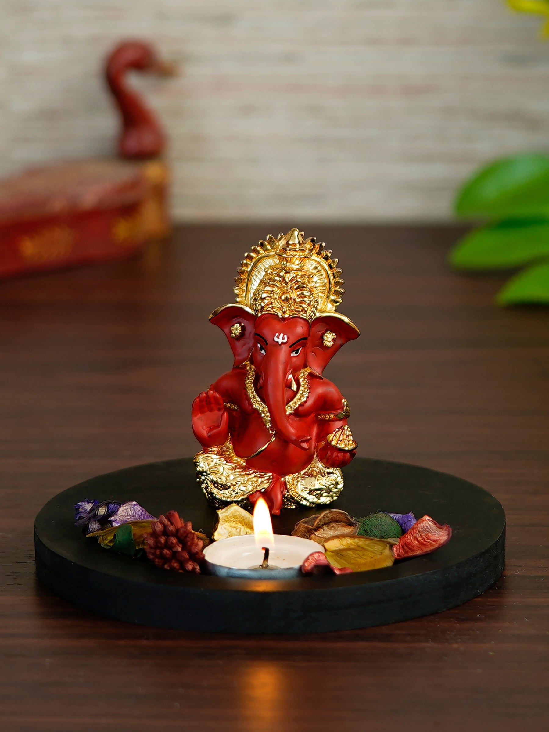 Polyresin Gold Plated Red Ganesha Idol on Wooden Base Tea Light Candle holder Kafalo