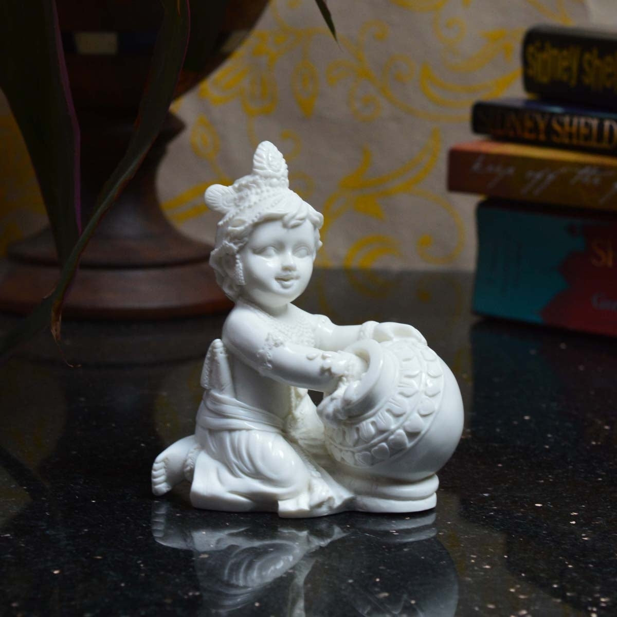 Pure White Statue of Laddu Gopal having Makhan Kafalo