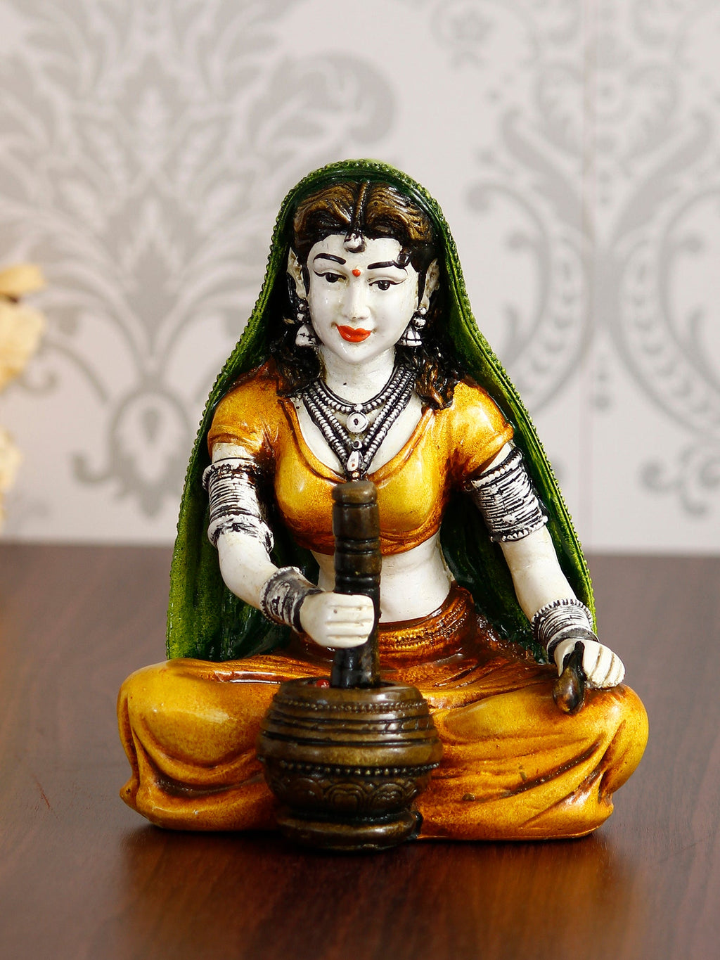 Polyresin Rajasthani Women Statue Grinding Chilli Decorative Human Figurines Home Decor Showpiece Kafalo