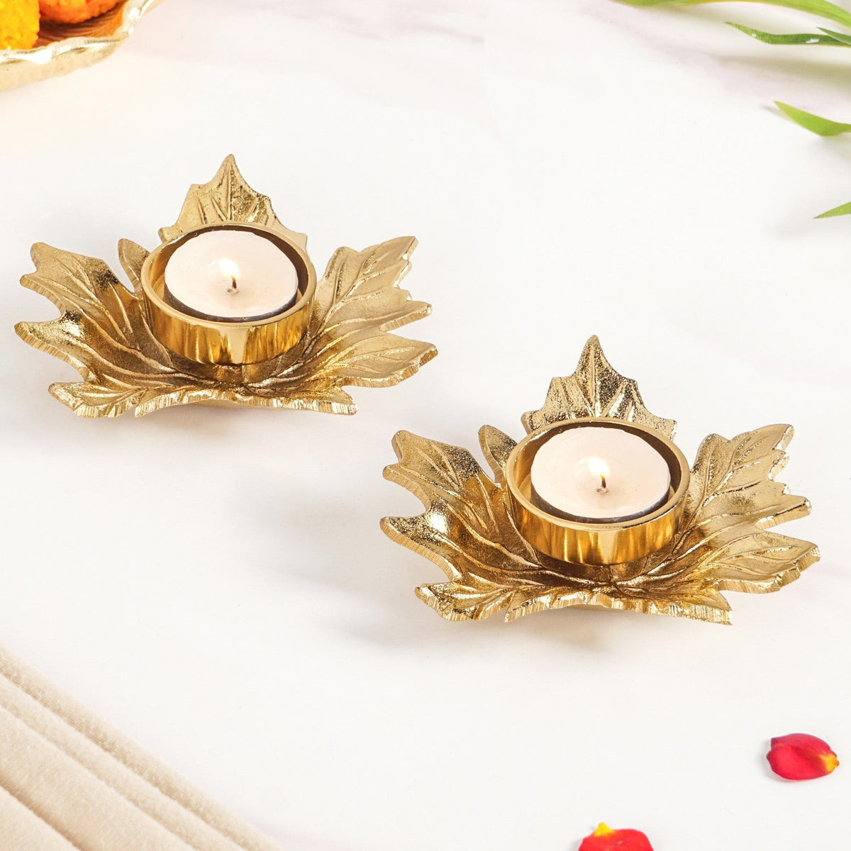 Maple Glow Aluminium Tealight Holder Set Of 2 In Festive Gift Box Nestasia