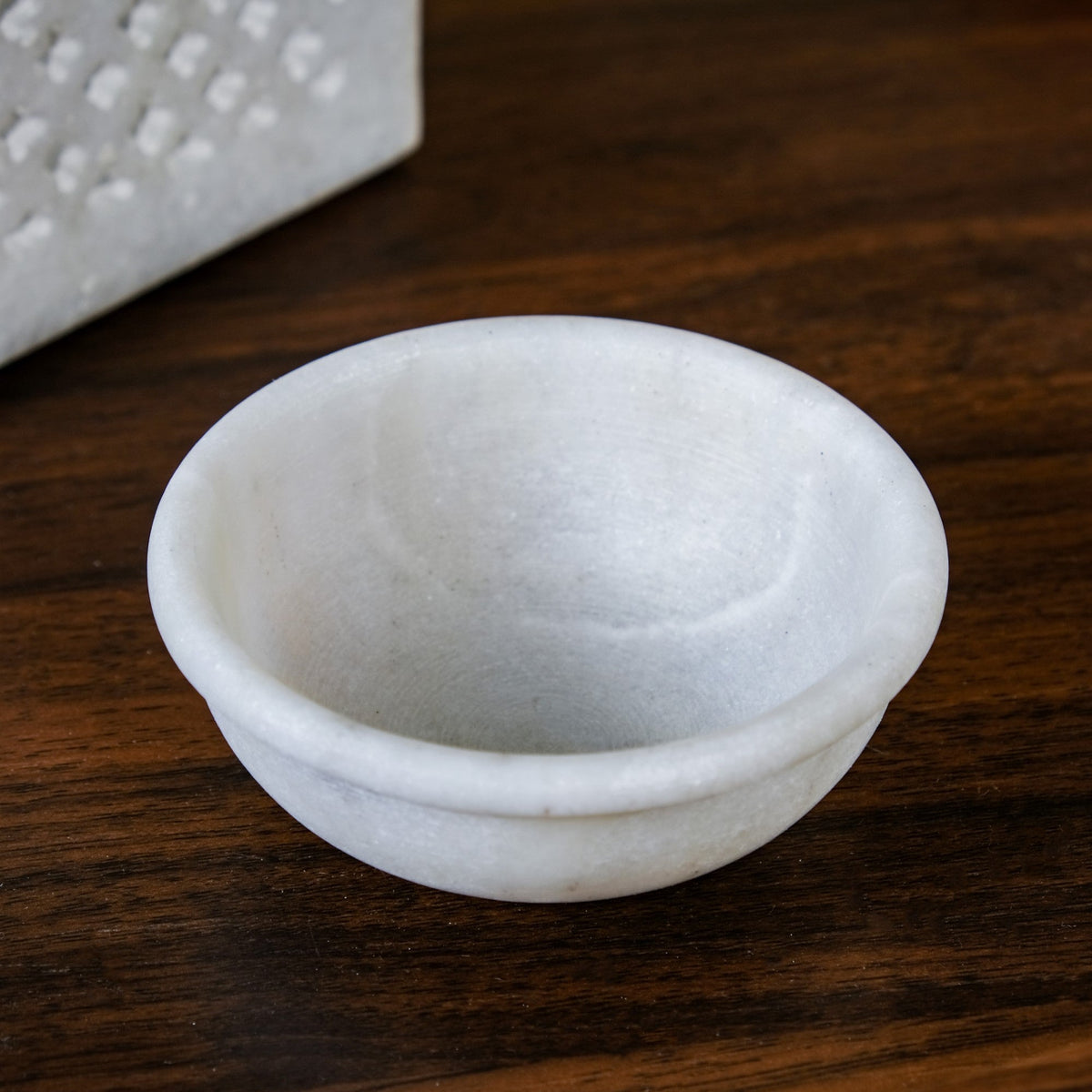 Jharokha Artistry Marble Diffuser Nestasia