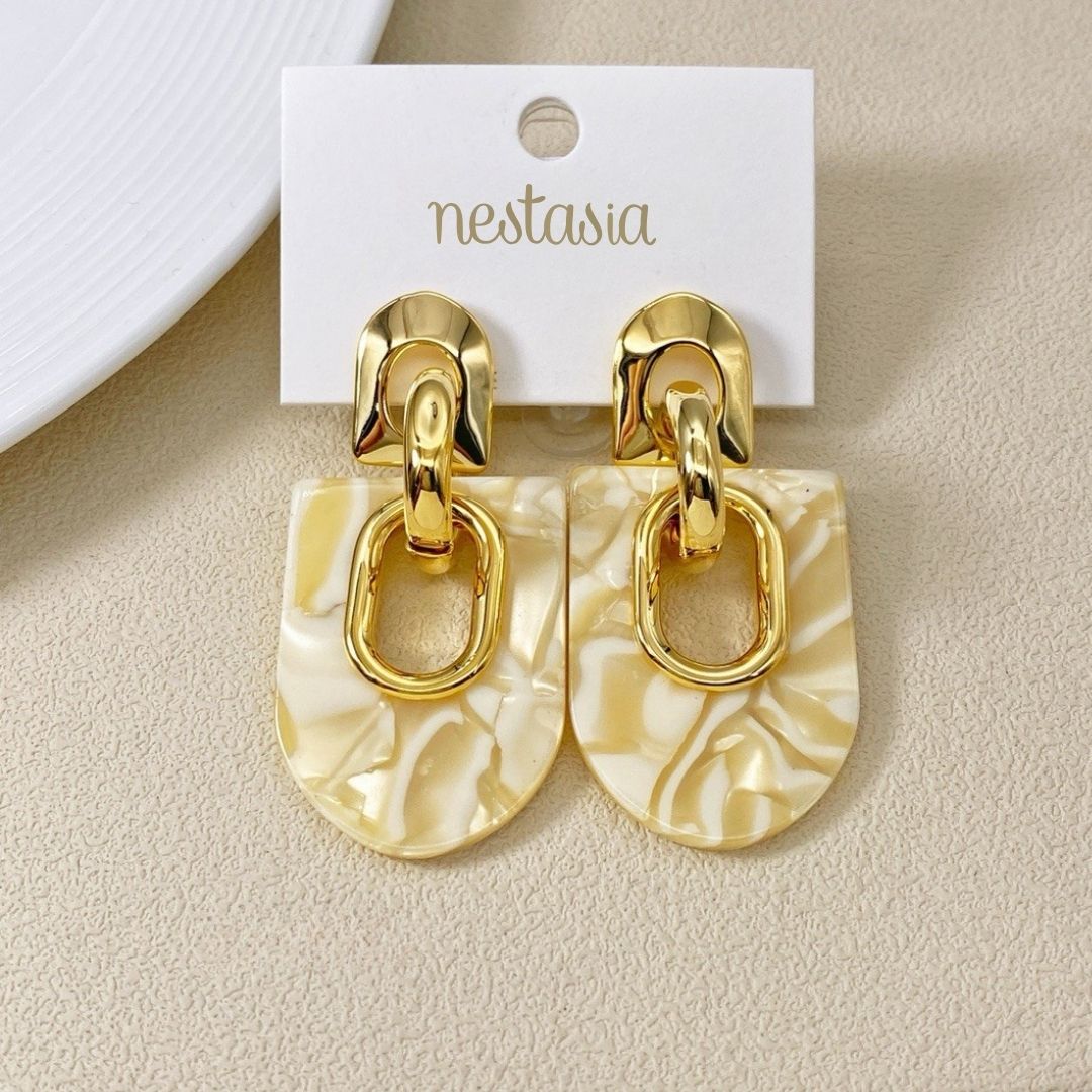 Marbled Arches Earrings White Nestasia