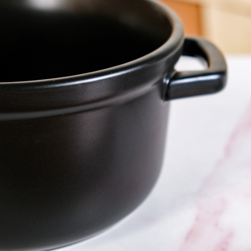 Matte Black Ceramic Cocotte Cooking Pot 4200ml Nestasia