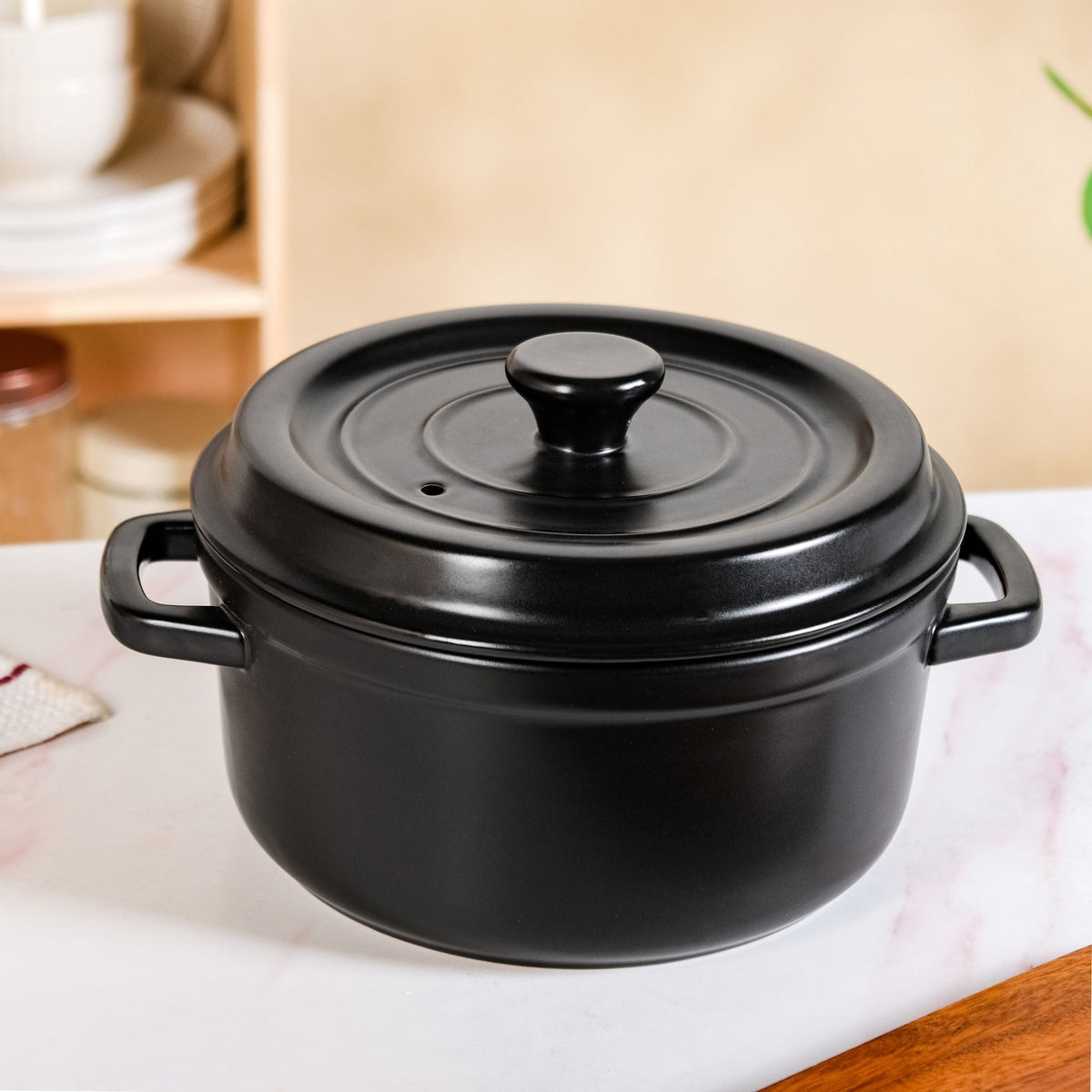 Matte Black Ceramic Cocotte Cooking Pot 4200ml Nestasia