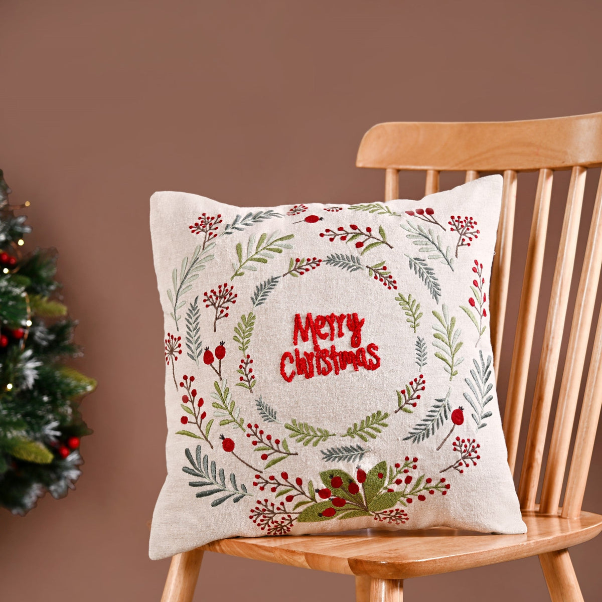 Merry Christmas Wreath Embroidered Cushion Cover 40x40cm Nestasia