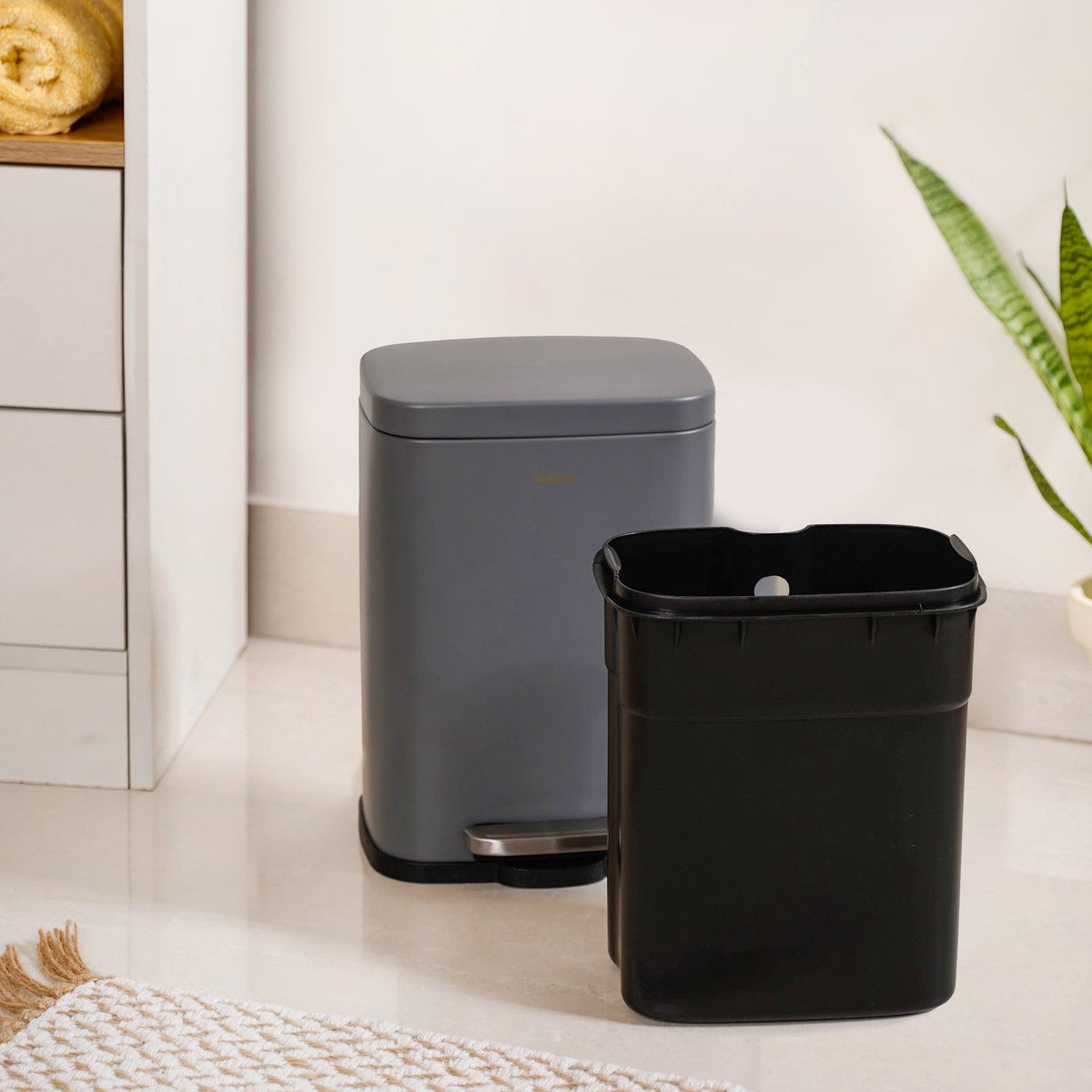 Dustro Metal Pedal Dustbin Grey 5000ml Nestasia
