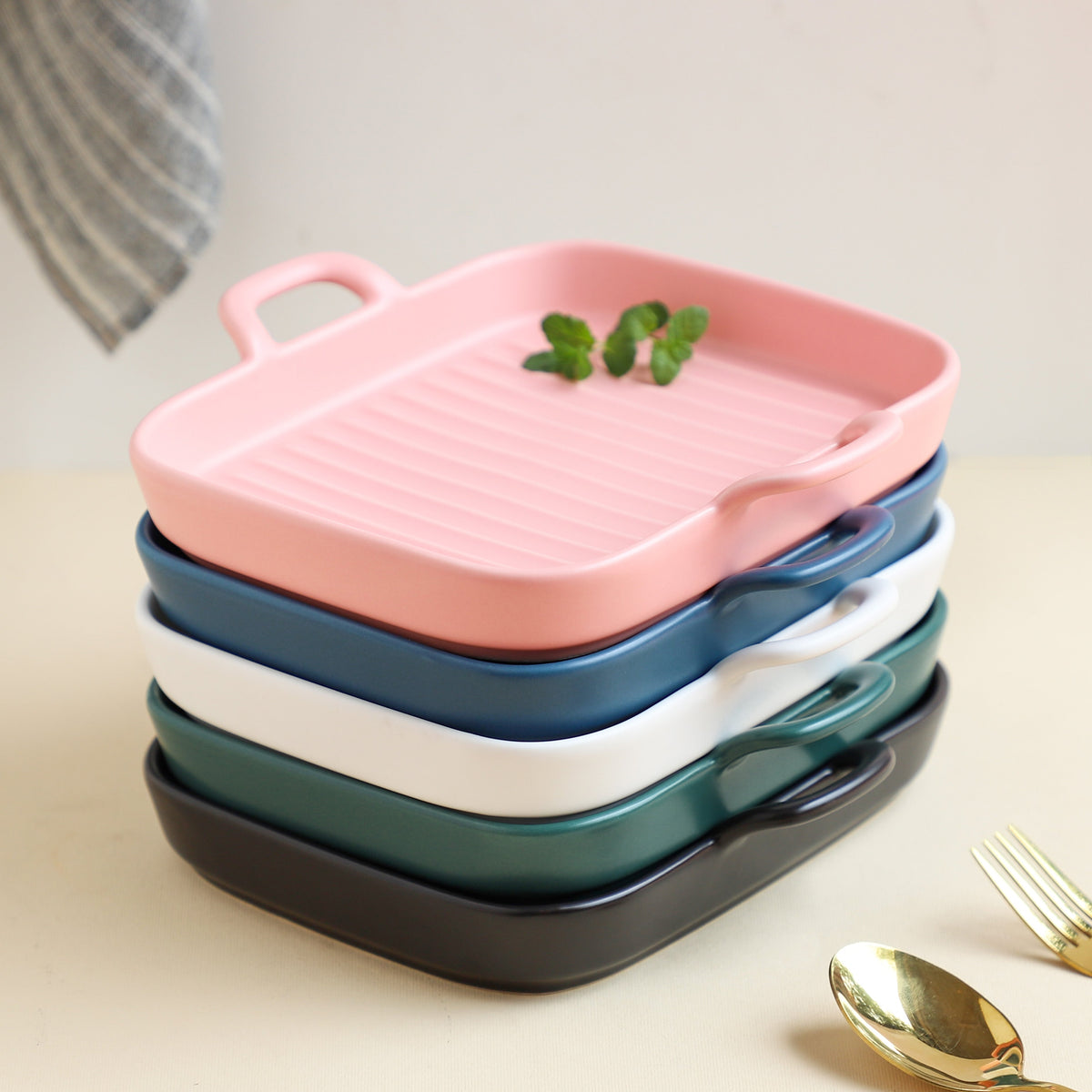 Microwave Safe Plate Nestasia