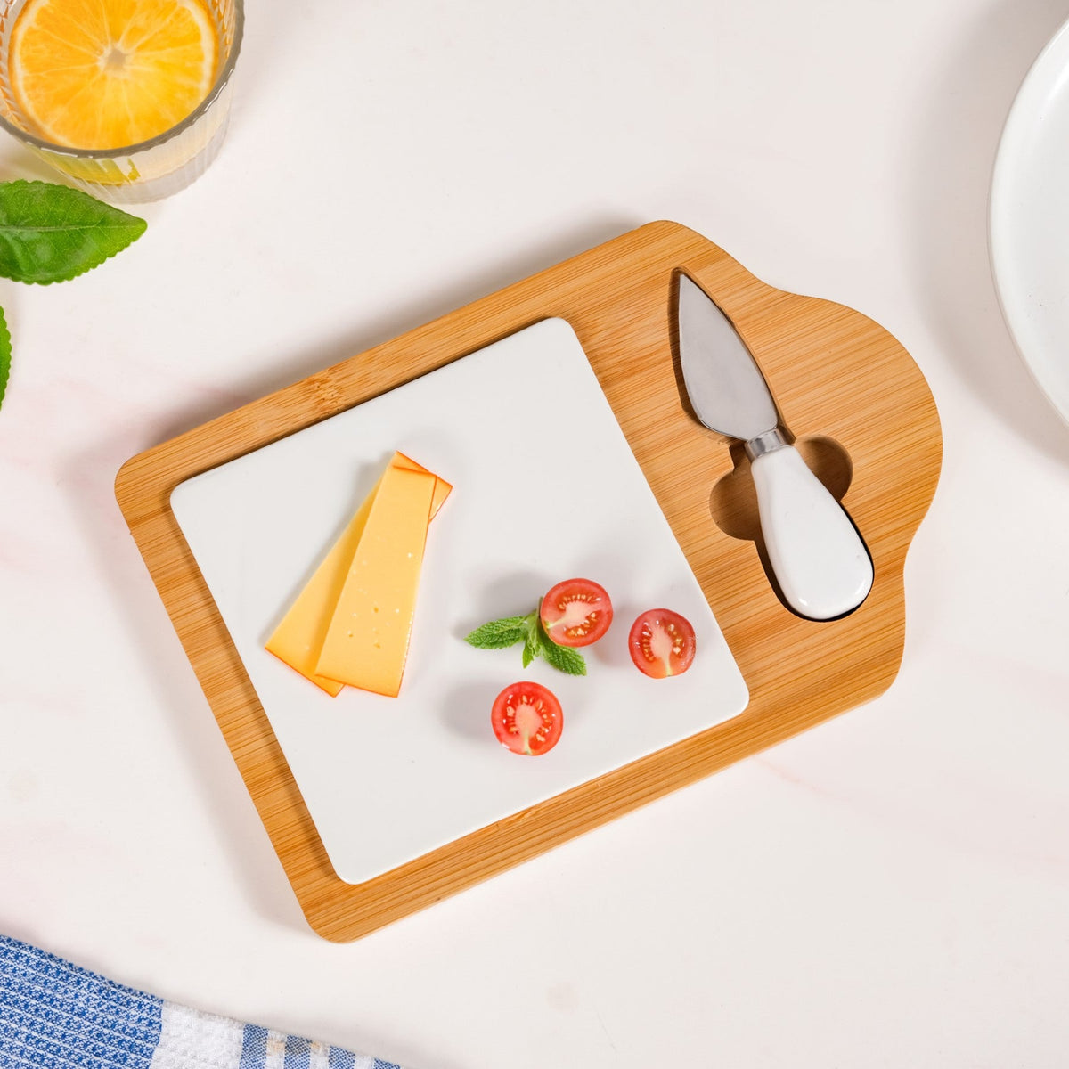 Minimalist Charcuterie Board With Knife Nestasia