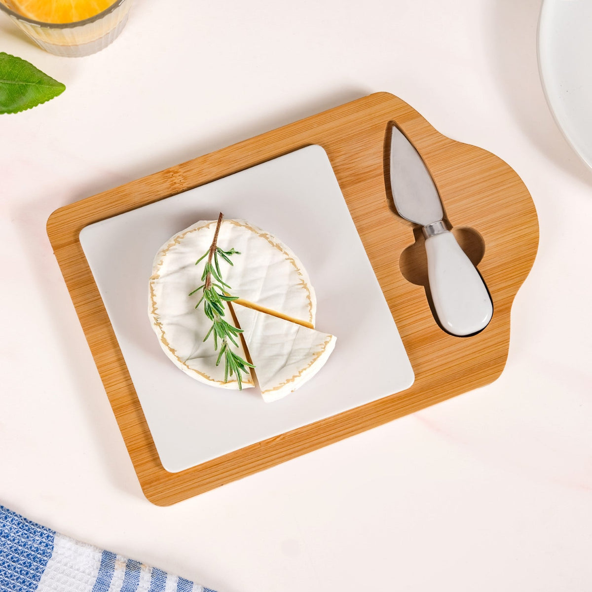 Minimalist Charcuterie Board With Knife Nestasia