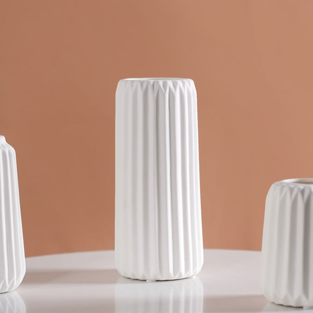 Minimalist Matte White Flower Vase Set Of 3 Nestasia