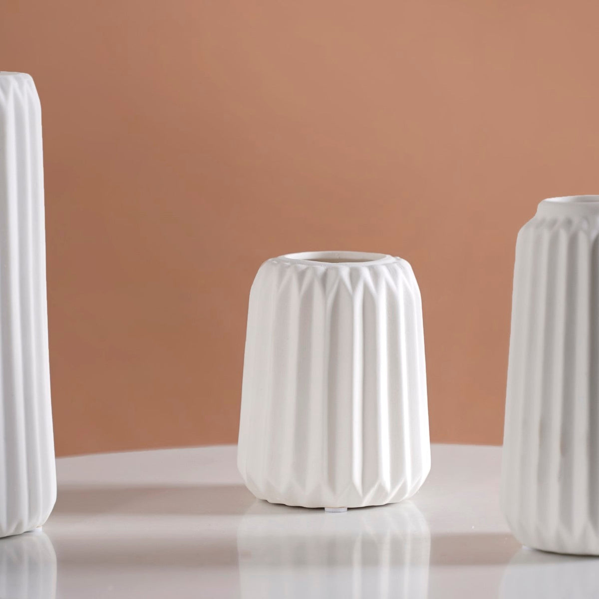 Minimalist Matte White Flower Vase Set Of 3 Nestasia