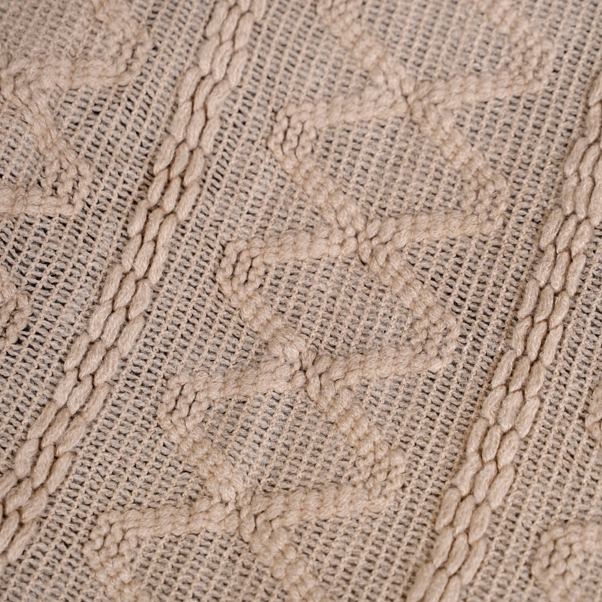 Mocha Mousse Throw Nestasia