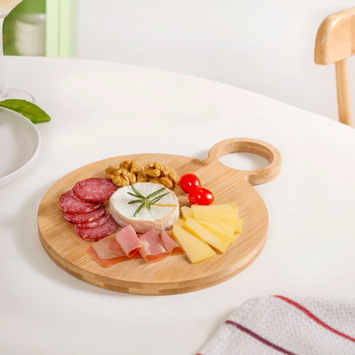 Mod Round Bamboo Serving Platter With Handle 12 Inch Nestasia