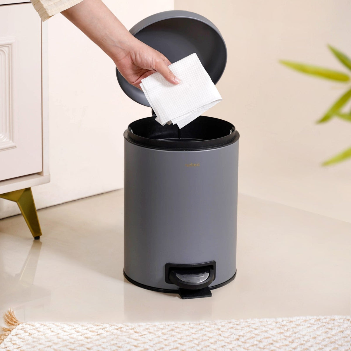 Clean Curve Metal Dustbin With Removable Bucket Grey 5000ml Nestasia