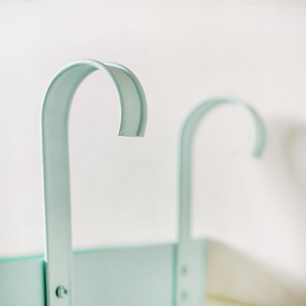 Modern Ribbed Balcony Hanging Planter Set Of 2 Mint Nestasia