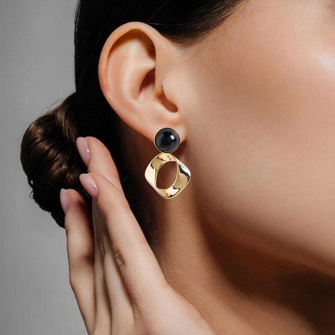Modern Twist Dangle Earrings Black Nestasia