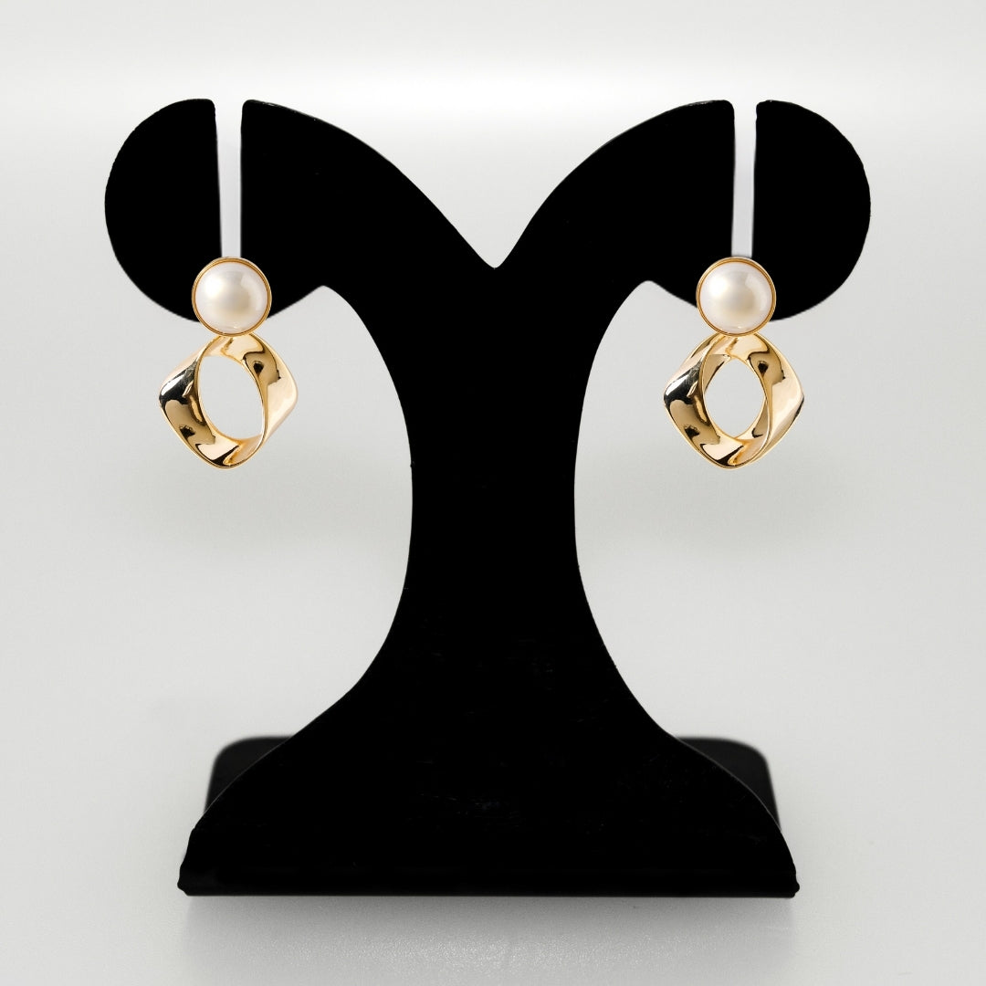 Modern Twist Dangle Earrings White Nestasia
